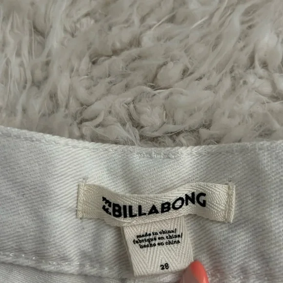 Billabong white denim shorts - Picture 3 of 3
